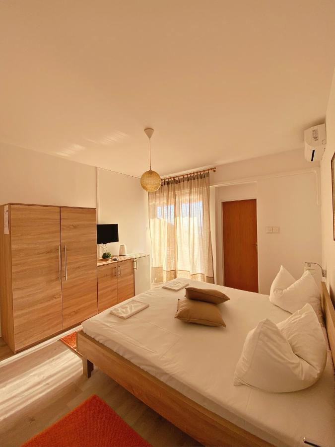 Hotel The Manzoni Family 1 Punat Exterior foto